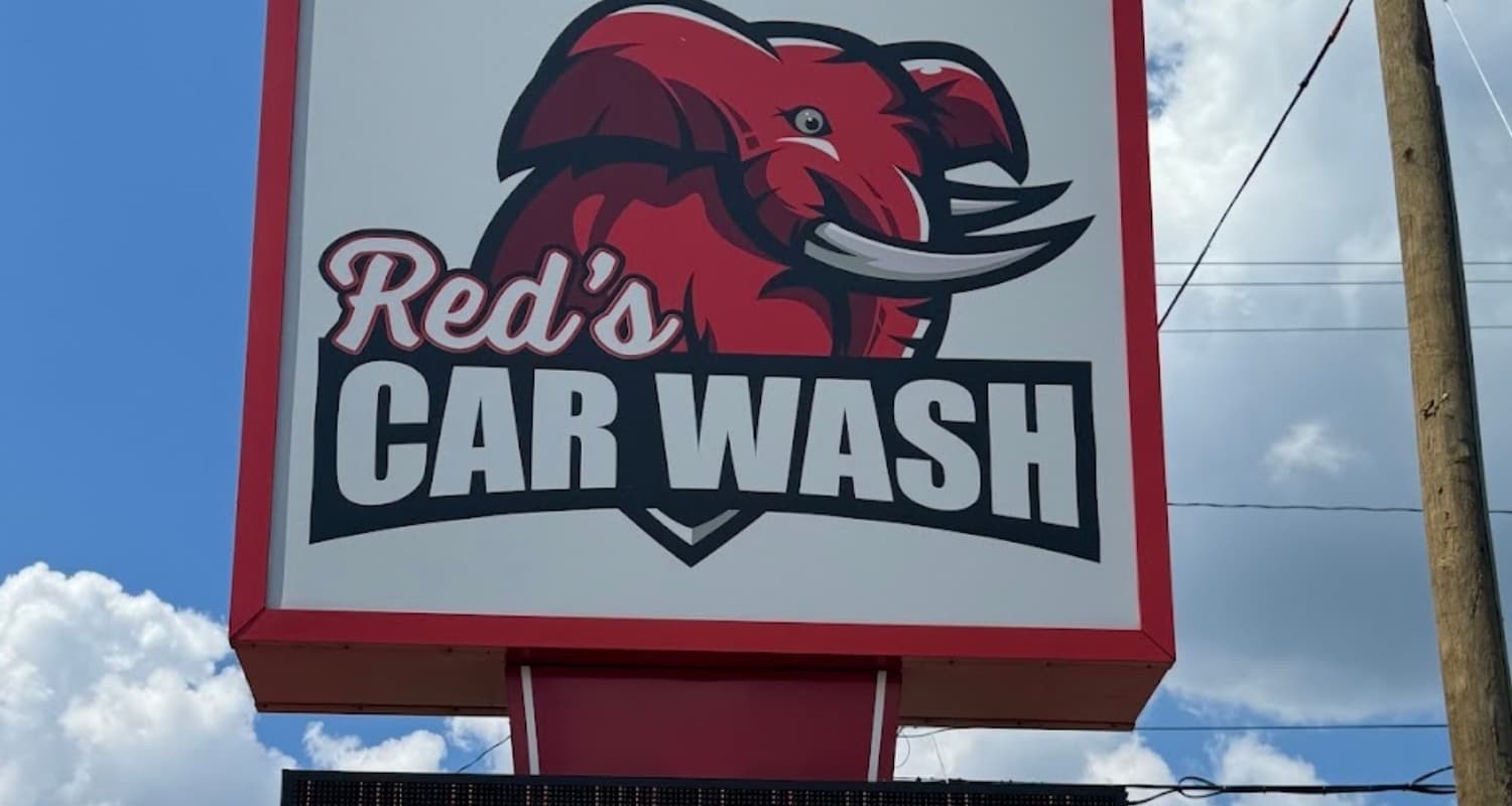 Red's Car Wash
